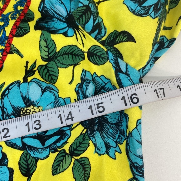 Alice + Olivia Simona Mini Wrap Dress Size 6 - Picture 12 of 16